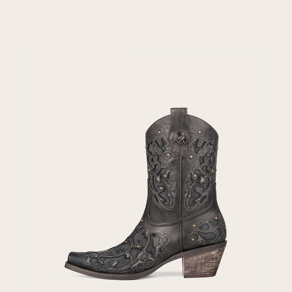 Stacked chunky heel women's western boots 